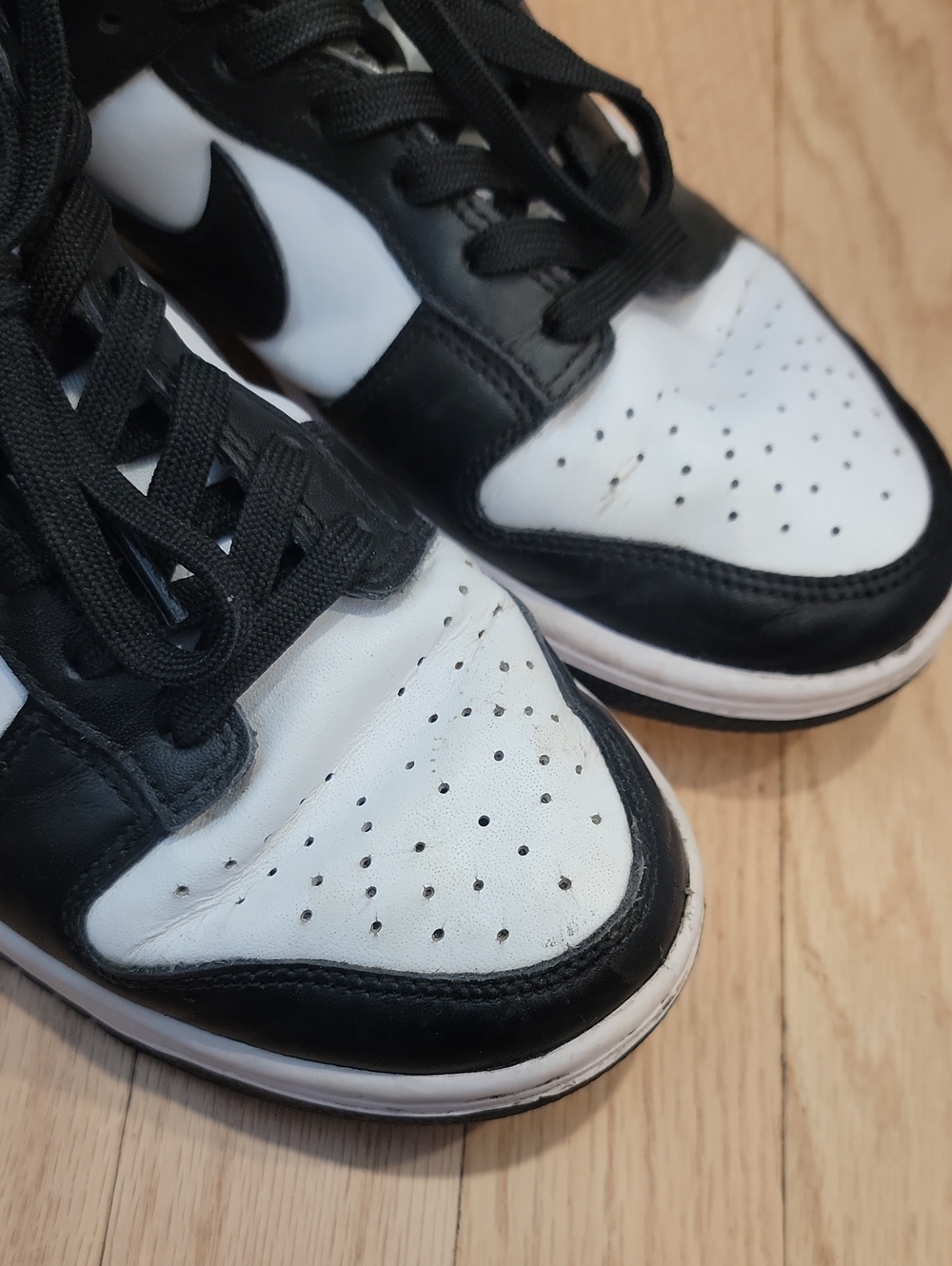 Well Loved Panda Dunks - Picture 3 of 4